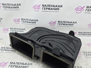 воздухозаборник Mercedes-Benz E-Класс W212 [рестайлинг] W212 2014, 2.0 л., M 274.920, бензин, АКПП, 149 u белый, седан, задний привод, правый руль, A2128302200