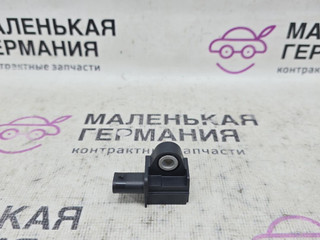 датчик удара Mercedes-Benz C-Класс W205/S205/C205 W205.042 2014, 2.0 л., M 274.920, бензин, АКПП, 755 серый, седан, задний привод, правый руль, 2229051400