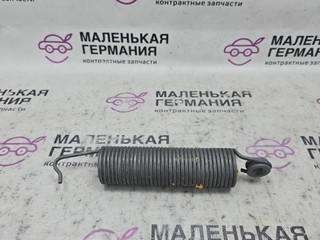 пружина крышки багажника Volkswagen Passat B8 2015, 1.8 л., CJSA, бензин, робот, 2t/c9x чёрный перламутр, седан, правый руль, 3G5827665A