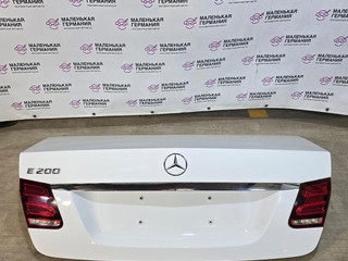крышка багажника (дверь 3-5) Mercedes-Benz E-Класс W212 [рестайлинг] W212 2014, 2.0 л., M 274.920, бензин, АКПП, 149 u белый, седан, задний привод, правый руль, A2129060903, A2129061003, A2127500975