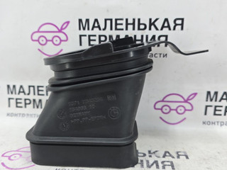 патрубок воздушного фильтра BMW M5 F10 2012, 4.4 л., S63 B44 B, бензин, робот, 300 alpinweiss 3, седан, задний привод, правый руль, 13717843294, 7843294