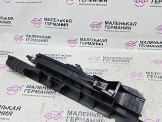 кронштейн радиатора BMW X5 F15 2013, 3.0 л., N57 D30 A, дизель, АКПП, 300 alpinweiss iii, полный привод, правый руль, 17118572189, 17117799762, 7799762, 8572189