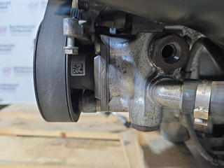 насос гидроусилителя руля BMW M5 F10 2012, 4.4 л., S63 B44 B, бензин, робот, 300 alpinweiss 3, седан, задний привод, правый руль, 32412284410, 32427843248, 7843248, 2284410