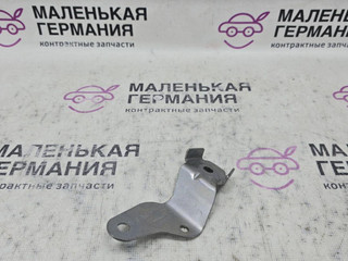 кронштейн сигнала Volkswagen Golf GTI 6 поколение 2011, 2.0 л., CCZB, бензин, робот, b4/b9a белый, хетчбэк 5 дв., передний привод, правый руль, 1K0951182G