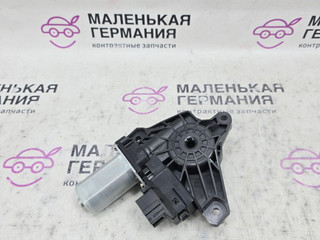 моторчик стеклоподъемника задний правый Mercedes-Benz GLA-Класс X156 2014, 2.0 л., M 270.920, бензин, робот, белый calcite white (650u), хетчбэк 5 дв., полный привод, правый руль, A2469063200