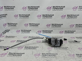 замок двери передней правой Mercedes-Benz GLA-Класс X156 2014, 2.0 л., M 270.920, бензин, робот, белый calcite white (650u), хетчбэк 5 дв., полный привод, правый руль, A1667200235