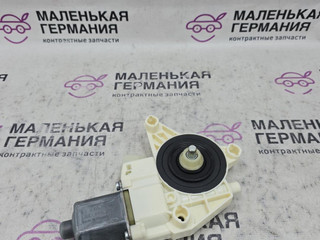 моторчик стеклоподъемника передний правый Mercedes-Benz GLA-Класс X156 2014, 2.0 л., M 270.920, бензин, робот, белый calcite white (650u), хетчбэк 5 дв., полный привод, правый руль, A2469065200