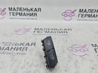 Кнопка блокировки двери Mercedes-Benz GLA-Класс X156 2014, 2.0 л., M 270.920, бензин, робот, белый calcite white (650u), хетчбэк 5 дв., полный привод, правый руль, A20490585029107, A2049058502
