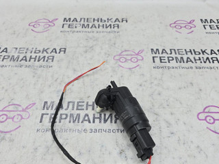 насос (моторчик) омывателя стекла BMW X5 F15 2013, 3.0 л., N57 D30 A, дизель, АКПП, 300 alpinweiss iii, полный привод, правый руль, 67127388349, 7317395