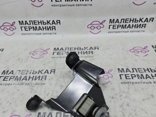 кронштейн (крепление) BMW X5 F15 2013, 3.0 л., N57 D30 A, дизель, АКПП, 300 alpinweiss iii, полный привод, правый руль, 64116968108, 6968108