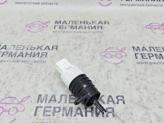 насос (моторчик) омывателя стекла BMW X5 G05 2021, 3.0 л., B58B30C, бензин, АКПП, черный, внедорожник 5 дв., полный привод, 67128736998, 8736998