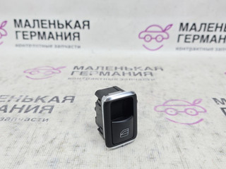 кнопка стеклоподъемника двери задней левой Mercedes-Benz C-Класс W204 [рестайлинг] W204.048 2012, 1.8 л., M 271.860, бензин, АКПП, 149 белый, седан, задний привод, правый руль, A2049058202, A2049055502