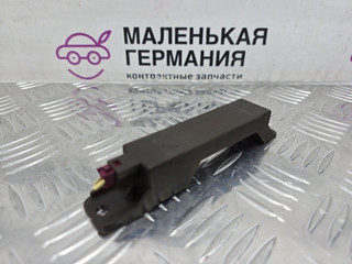 Антенна системы комфортного доступа Mercedes-Benz E-Класс W212/S212/C207/A207 W212 2012, 1.8 л., M 271.860, бензин, АКПП, 040 черный, седан, задний привод, правый руль, A2078200075