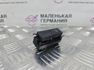 кнопки центрального подлокотника Mercedes-Benz E-Класс W212 [рестайлинг] W212 2014, 2.0 л., M 274.920, бензин, АКПП, 149 u белый, седан, задний привод, правый руль, A2129051302