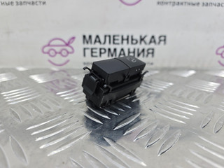 кнопки центрального подлокотника Mercedes-Benz E-Класс W212/S212/C207/A207 W212 2012, 1.8 л., M 271.860, бензин, АКПП, 040 черный, седан, задний привод, правый руль, A2129054800