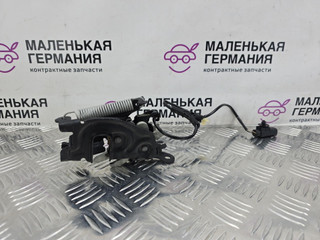 замок капота BMW 5 серия G30/G31 G30 2017, 2.0 л., B48 B20 A, бензин, АКПП, b65 jatoba brown metallic, седан, задний привод, правый руль, 51237347404, 7347404