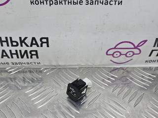 разъем AUX / USB BMW 5 серия G30/G31 G30 2017, 2.0 л., B47 D20 A, дизель, АКПП, black sapphire metallic (475), седан, задний привод, правый руль, 84109229294, 9229294