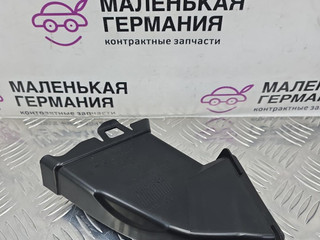 водосток планки обтекателя (жабо) лев. низ. BMW 5 серия G30/G31 G30 2017, 2.0 л., B47 D20 A, дизель, АКПП, black sapphire metallic (475), седан, задний привод, правый руль, 61667357247, 7357247