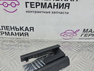 накладка на сиденье BMW 5 серия G30/G31 G30 2017, 2.0 л., B47 D20 A, дизель, АКПП, black sapphire metallic (475), седан, задний привод, правый руль, 52107408213, 7408213, 52107357393, 7357393