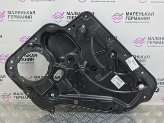 стеклоподъемник задний правый Volkswagen Golf GTI 6 поколение 2011, 2.0 л., CCZB, бензин, робот, b4/b9a белый, хетчбэк 5 дв., передний привод, правый руль, 5K4839730, 5K4839756