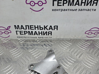 кронштейн (крепление) BMW 5 серия G30/G31 G30 2017, 2.0 л., B47 D20 A, дизель, АКПП, black sapphire metallic (475), седан, задний привод, правый руль, 8579604, 18208579604