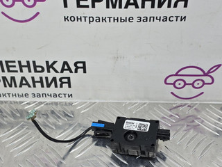 усилитель антенны BMW 5 серия G30/G31 G30 2017, 2.0 л., B47 D20 A, дизель, АКПП, black sapphire metallic (475), седан, задний привод, правый руль, 65209325724, 9325724