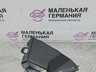 водосток планки обтекателя (жабо) прав. низ. BMW 5 серия G30/G31 G30 2017, 2.0 л., B47 D20 A, дизель, АКПП, black sapphire metallic (475), седан, задний привод, правый руль, 61667357248, 7357248