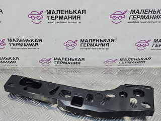 Кронштейн крепления порога BMW 5 серия G30/G31 G30 2018, 2.0 л., B48 B20 A, бензин, АКПП, черный 475, седан, задний привод, правый руль, 51777387347, 7387347