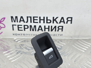 кнопка открытия багажника Audi A5 F5 2018, 2.0 л., CVKB, бензин, АКПП, белый металлик 2y / s9r, хетчбэк 5 дв., правый руль, 8W2959830