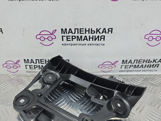 Крепление бампера заднего Volkswagen Passat CC 1 поколение [рестайлинг] 2013, 2.0 л., CCZB, бензин, робот, z2/h5x синий металлик, седан, передний привод, правый руль, 3C8807393D