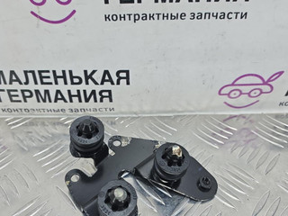 кронштейн (крепление) Volkswagen Passat CC 1 поколение [рестайлинг] 2013, 2.0 л., CCZB, бензин, робот, z2/h5x синий металлик, седан, передний привод, правый руль, 3AA614235