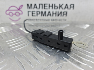 антенна Volkswagen Passat CC 1 поколение [рестайлинг] 2013, 2.0 л., CCZB, бензин, робот, z2/h5x синий металлик, седан, передний привод, правый руль, 3C8035570