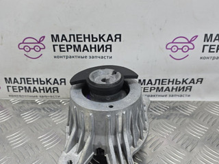 подушка крепления двигателя Mercedes-Benz C-Класс W205/S205/C205 W205.042 2014, 2.0 л., M 274.920, бензин, АКПП, 755 серый, седан, задний привод, правый руль, A2052400200