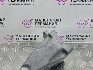 кронштейн двигателя Mercedes-Benz C-Класс W205/S205/C205 W205.042 2014, 2.0 л., M 274.920, бензин, АКПП, 755 серый, седан, задний привод, правый руль, A2742231004