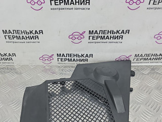 водосток планки обтекателя (жабо) прав. Mercedes-Benz C-Класс W205/S205/C205 W205.042 2014, 2.0 л., M 274.920, бензин, АКПП, 755 серый, седан, задний привод, правый руль