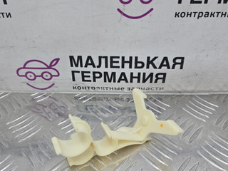 кронштейн (крепление) BMW 5 серия G30/G31 G30 2018, 2.0 л., B48 B20 A, бензин, АКПП, черный 475, седан, задний привод, правый руль, 8670903
