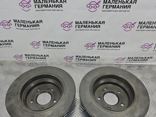 диски тормозные (комплект) Mercedes-Benz E-Класс W212/S212/C207/A207 W212 2012, 1.8 л., M 271.860, бензин, АКПП, 040 черный, седан, задний привод, правый руль, A0004231012, A0004211112