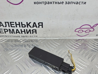 антенна Volkswagen Golf GTI 6 поколение 2011, 2.0 л., CCZB, бензин, робот, b4/b9a белый, хетчбэк 5 дв., передний привод, правый руль, 1K0909141