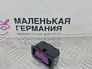 диагностический разъем Volkswagen Golf GTI 6 поколение 2011, 2.0 л., CCZB, бензин, робот, b4/b9a белый, хетчбэк 5 дв., передний привод, правый руль, 7D0858161A, 3AO972695A, 7D0858161A