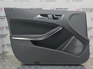обшивка двери передняя левая Mercedes-Benz GLA-Класс X156 2014, 2.0 л., M 270.920, бензин, робот, белый calcite white (650u), хетчбэк 5 дв., полный привод, правый руль, A1567202562, A15672025629H93