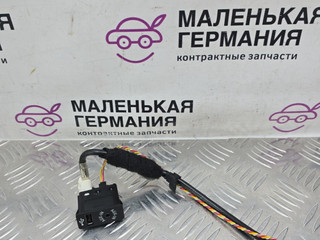 разъем AUX / USB BMW X4 F26 2014, 2.0 л., N20 B20 A, бензин, АКПП, 475 black sapphire metallic, полный привод, правый руль, 84109266607, 9266607