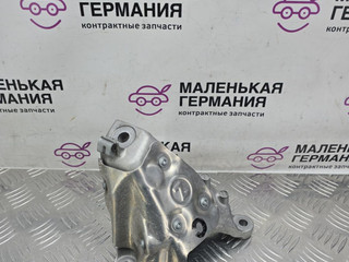 кронштейн двигателя BMW 5 серия G30/G31 G30 2017, 2.0 л., B47 D20 A, дизель, АКПП, black sapphire metallic (475), седан, задний привод, правый руль, 6870754, 22116870754