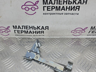 кронштейн (крепление) BMW 5 серия G30/G31 G30 2017, 2.0 л., B47 D20 A, дизель, АКПП, black sapphire metallic (475), седан, задний привод, правый руль, 12528514041, 8514041