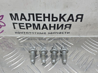 болт BMW X5 F15 2014, 3.0 л., N57 D30 A, дизель, АКПП, белый, полный привод, правый руль, 26117529387, 7529387