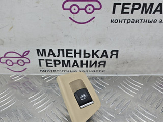 кнопка стеклоподъемника двери задней левой BMW 5 серия G30/G31 G30 2018, 2.0 л., B48 B20 A, бензин, АКПП, черный 475, седан, задний привод, правый руль, 9327031, 61319327031
