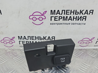 Накладка вещевого ящика BMW 3 серия G20 2019, 2.0 л., B47 D20 B, дизель, 475 black sapphire metallic, полный привод, правый руль, 51166807232, 6807232, 51167943067, 7943067