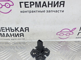 кронштейн радиатора BMW 3 серия G20 2019, 2.0 л., B47 D20 B, дизель, 475 black sapphire metallic, полный привод, правый руль, 17118482944, 8482944