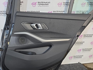 обшивка двери задняя правая BMW 3 серия G20 2019, 2.0 л., B47 D20 B, дизель, 475 black sapphire metallic, полный привод, правый руль, 9460700, 51429460700