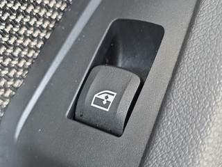 кнопка стеклоподъемника двери задней левой BMW 3 серия G20 2019, 2.0 л., B47 D20 B, дизель, 475 black sapphire metallic, полный привод, правый руль, 61317950756, 7950756
