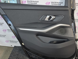 обшивка двери задняя левая BMW 3 серия G20 2019, 2.0 л., B47 D20 B, дизель, 475 black sapphire metallic, полный привод, правый руль, 9460699, 51429460699